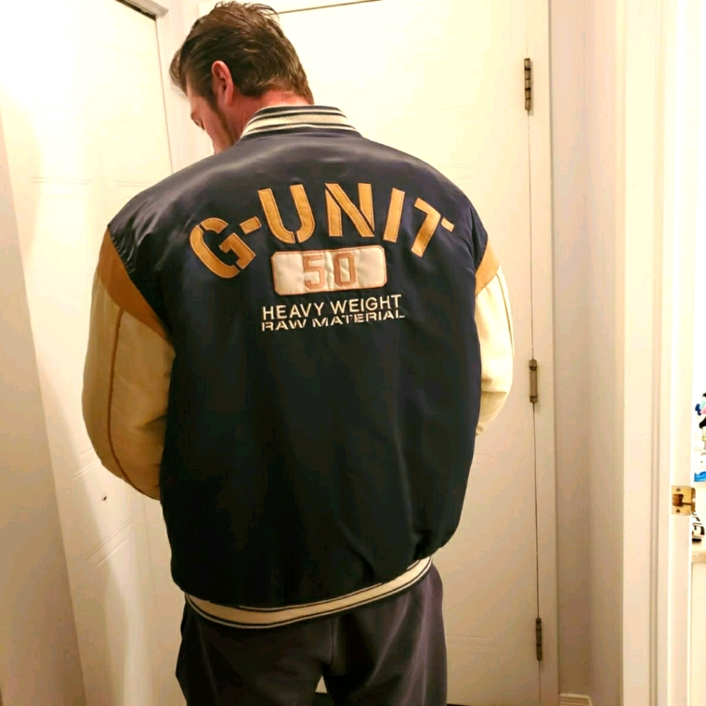 ** G-UNIT REVERSIBLE BOMBER **